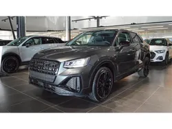 Gris daytona Nuevo 2024 Audi Q2 Black Edition SUV | 49.653 €