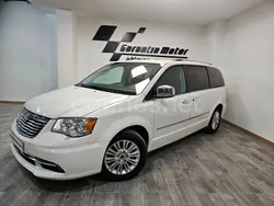 Blanco Usado 2013 Lancia Voyager Gold Monovolumen | 16.900 € (Un poco caro)