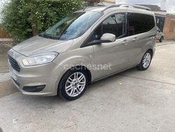 Beige Usado 2017 Ford Tourneo Courier Titanium Monovolumen | 7800 € (Buen precio)