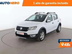 Blanco Usado 2014 Dacia Sandero Stepway Utilitario | 7999 € (Precio justo)