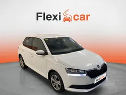 Blanco Usado 2020 Skoda Fabia Ambition Berlina | 11.290 € (Buen precio)