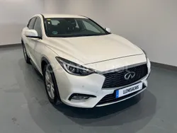 Blanco Usado 2018 Infiniti Q30 Premium Utilitario | 17.900 € (Precio justo)