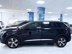 Negro Usado 2019 Peugeot 5008 Allure Monovolumen | 25.000 € (Caro)