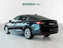 Negro Nuevo 2024 Skoda Superb Selection Berlina | 39.960 € (Un poco caro)