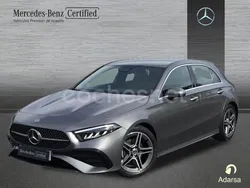 Gris / plata Usado 2024 Mercedes A250 AMG line Berlina | 39.900 € (Un poco caro)