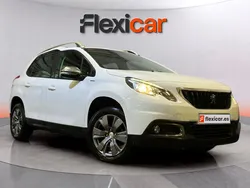 Blanco Usado 2018 Peugeot 2008 Style SUV | 8690 € (Precio justo)