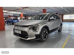 Plateado Usado 2023 Kia e-Niro SUV | 29.900 € (Precio justo)