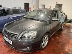 Gris / plata Usado 2008 Toyota Avensis Executive Familiar | 6499 € (Caro)