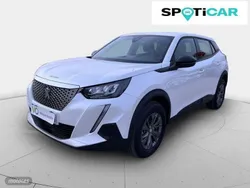 Plateado Usado 2023 Peugeot e-2008 Active SUV | 29.900 € (Un poco caro)