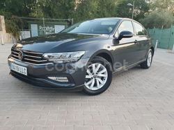 Gris / plata Usado 2020 VW Passat Business Berlina | 16.500 € (Buen precio)