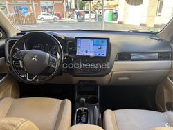 Marrón Usado 2015 Mitsubishi Outlander SUV | 15.490 € (Caro)