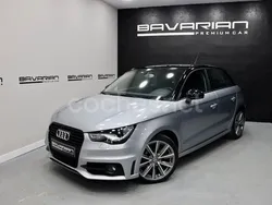Gris / plata Usado 2014 Audi A1 Sportback Attraction Utilitario | 10.990 € (Buen precio)