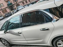 Gris / plata Usado 2017 Citroën C4 Picasso Live Monovolumen | 9700 € (Precio justo)