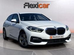 Blanco Usado 2021 BMW 118 Comfort Edition Utilitario | 19.290 € (Buen precio)