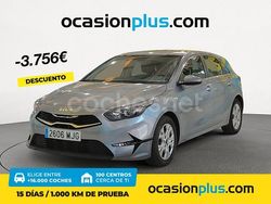 Gris / plata Usado 2023 Kia Ceed Utilitario | 16.350 € (Precio justo)