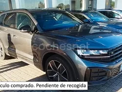 Gris / plata Usado 2024 VW Touareg R-line SUV | 68.900 €