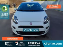 Blanco Usado 2014 Fiat Punto Young Utilitario | 5190 € (Precio justo)