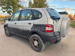 Gris / plata Usado 2003 Renault Scénic Dynamique Monovolumen | 2700 € (Caro)