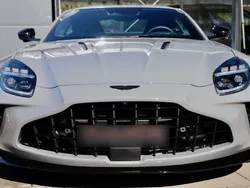 Gris Usado 2025 Aston Martin Vantage Coupe | 279.900 €