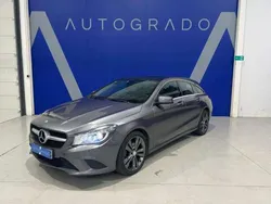 Gris Usado 2015 Mercedes CLA45 AMG Shooting Brake AMG Familiar | 16.999 €