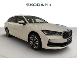 Blanco Nuevo 2025 Skoda Superb Selection Familiar | 42.300 € (Precio justo)