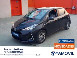 Negro Usado 2018 Toyota Yaris Hybrid Active Utilitario | 13.980 € (Precio justo)