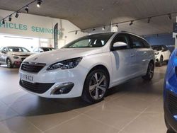 Blanco Usado 2017 Peugeot 308 Allure Familiar | 9900 € (Precio justo)