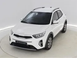 Blanco Usado 2024 Kia Stonic SUV | 17.495 € (Precio justo)