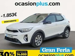 Blanco Usado 2023 Kia Stonic SUV | 18.537 € (Precio justo)
