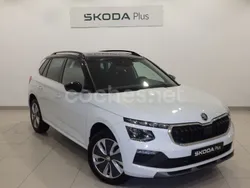 Blanco Usado 2024 Skoda Kamiq SUV | 26.900 € (Caro)