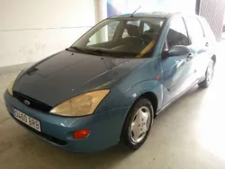 Azul Usado 2001 Ford Focus Trend Utilitario | 1830 € (Buen precio)