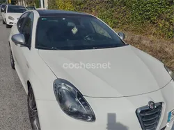 Blanco Usado 2011 Alfa Romeo Giulietta Distinctive Utilitario | 9500 € (Caro)