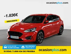Rojo Usado 2018 Ford Focus ST-Line Berlina | 17.090 € (Precio justo)