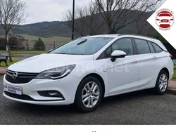 Blanco Usado 2016 Opel Astra Business Berlina | 7900 € (Precio justo)
