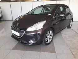 Marrón Usado 2013 Peugeot 208 Allure Utilitario | 7900 € (Precio justo)