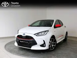 Blanco Usado 2021 Toyota Yaris Hybrid Plus Berlina | 18.400 € (Precio justo)