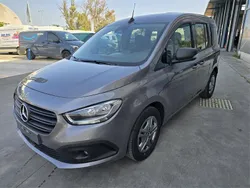 Gris Nuevo 2025 Mercedes Citan 110 Familiar | 34.400 €