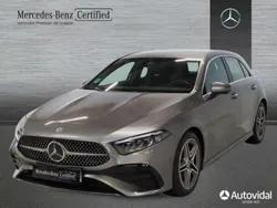 Gris Usado 2023 Mercedes A180 Berlina | 32.205 € (Precio justo)
