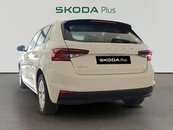 Blanco Usado 2022 Skoda Fabia Active | 15.990 € (Precio justo)