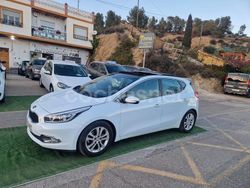 Blanco Usado 2014 Kia Ceed GT Berlina | 8750 € (Un poco caro)