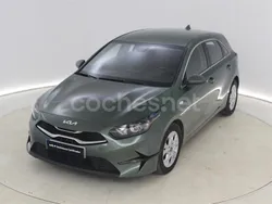 Otro Usado 2024 Kia Ceed Berlina | 21.895 € (Precio justo)