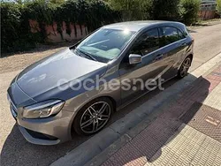 Gris / plata Usado 2017 Mercedes A200 Berlina | 18.500 € (Precio justo)