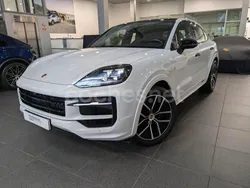 Granate Usado 2025 Porsche Cayenne SUV | 143.900 €