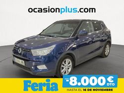 Azul Usado 2017 Ssangyong (KGM) Tivoli SUV | 10.900 €