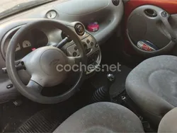 Rojo Usado 2002 Ford Ka Utilitario | 1200 € (Super precio)