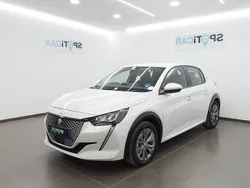 Blanco Usado 2021 Peugeot e-208 Active Utilitario | 23.995 € (Caro)
