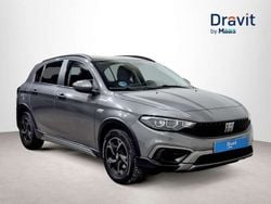 Gris Usado 2022 Fiat Tipo Cross Berlina | 16.490 € (Precio justo)