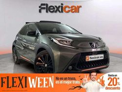 Verde Usado 2022 Toyota Aygo X Edition SUV | 15.290 €
