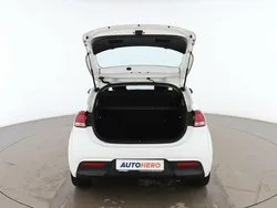 Blanco Usado 2022 Kia Rio | 14.999 € (Precio justo)