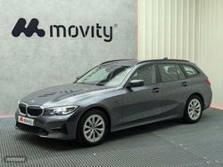 Gris / plata Usado 2020 BMW 318 Comfort Edition Familiar | 21.890 € (Un poco caro)